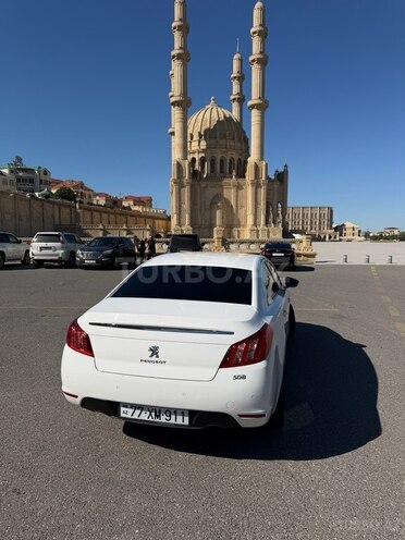 Peugeot 508-6