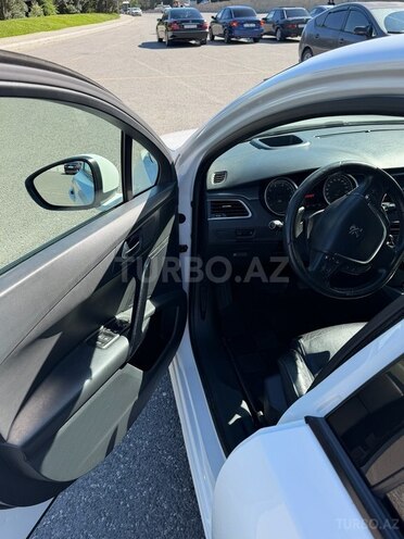 Peugeot 508-14