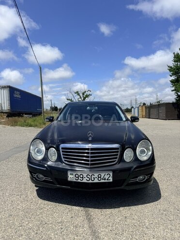 Mercedes E 200-1