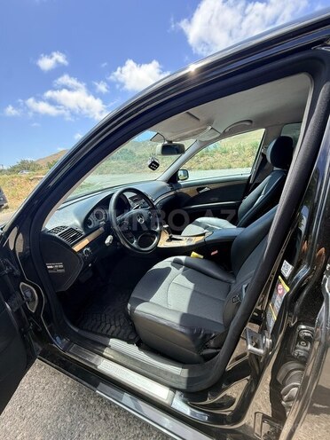 Mercedes E 200-12