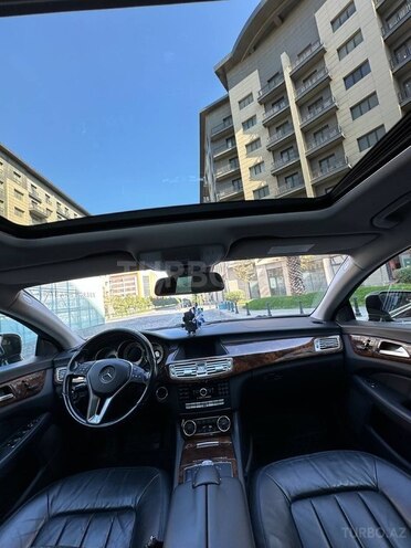 Mercedes CLS 350 CDI-13