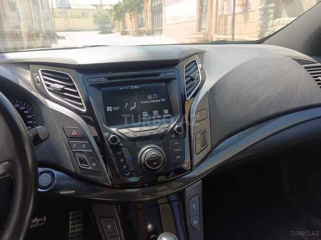 Hyundai i40-10