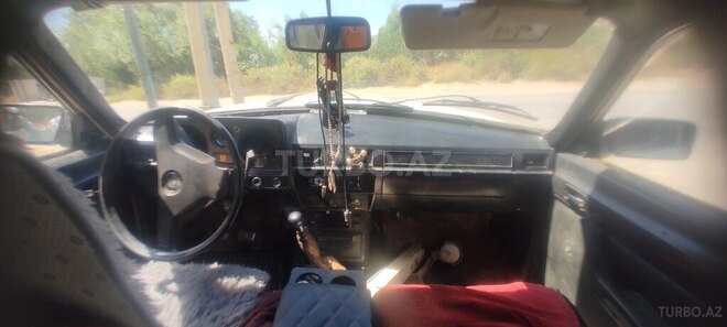 GAZ 24 "Volga"-6