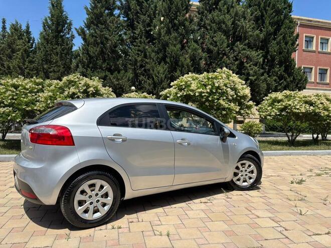 Kia Rio-20