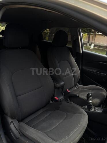 Kia Rio-16