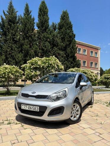 Kia Rio-1