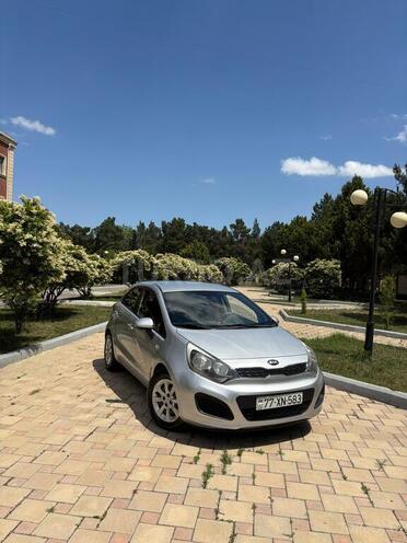 Kia Rio-2