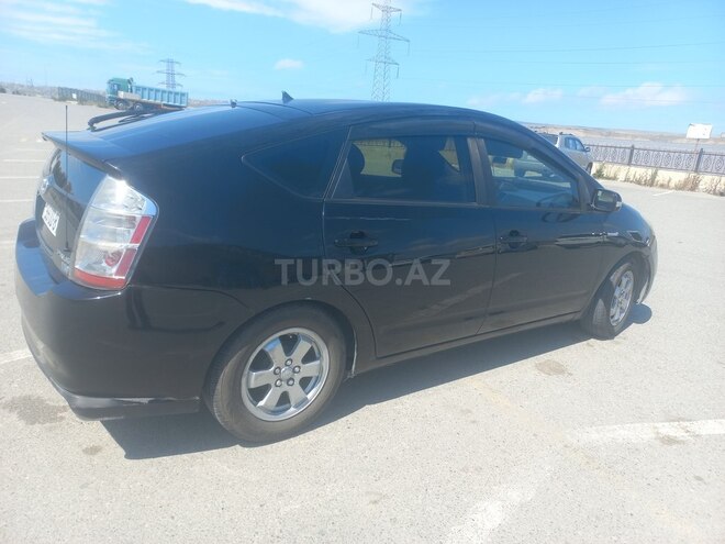 Toyota Prius-3