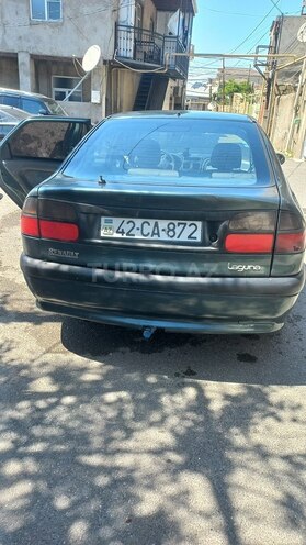Renault Laguna-5