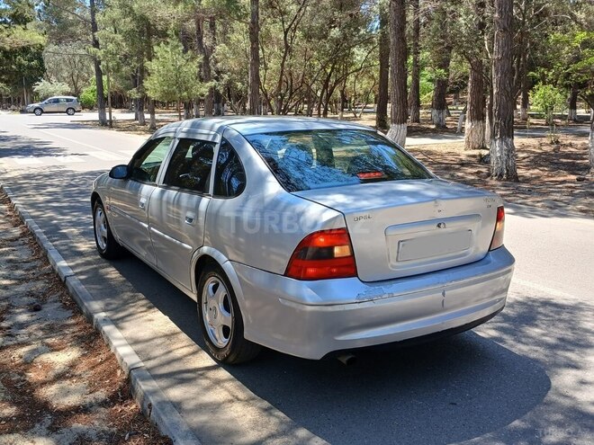 Opel Vectra-20