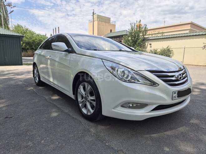 Hyundai Sonata-3