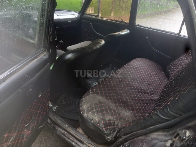 LADA (VAZ) 2106-6