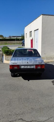 LADA (VAZ) 2109-2