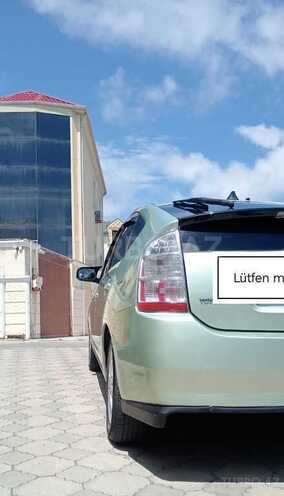 Toyota Prius-15