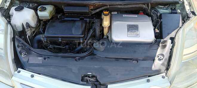 Toyota Prius-10