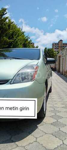 Toyota Prius-12