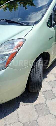 Toyota Prius-11
