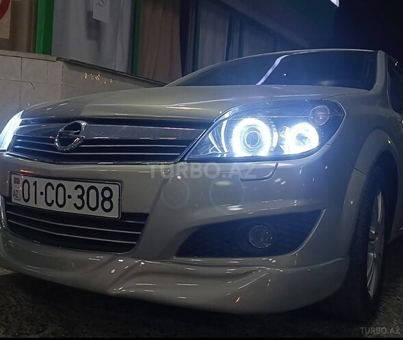 Opel Astra-13