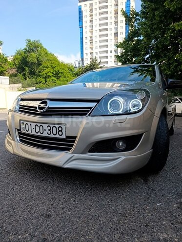 Opel Astra-11