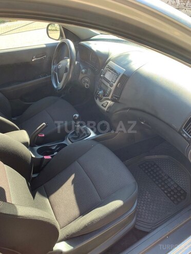 Hyundai i30-10