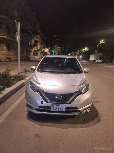 Nissan Note-1