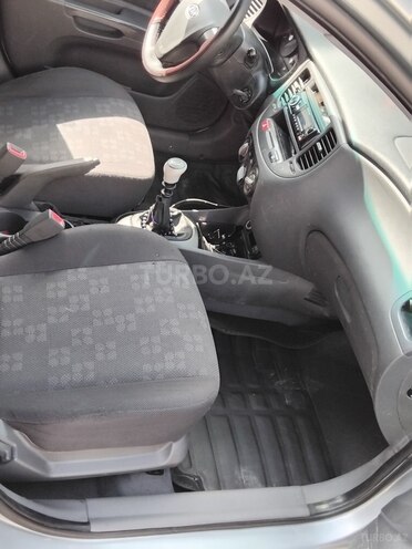 Kia Rio-16