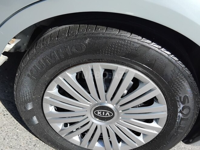 Kia Rio-19