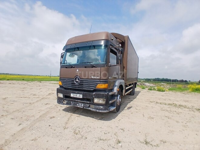 Mercedes Atego 1828-1