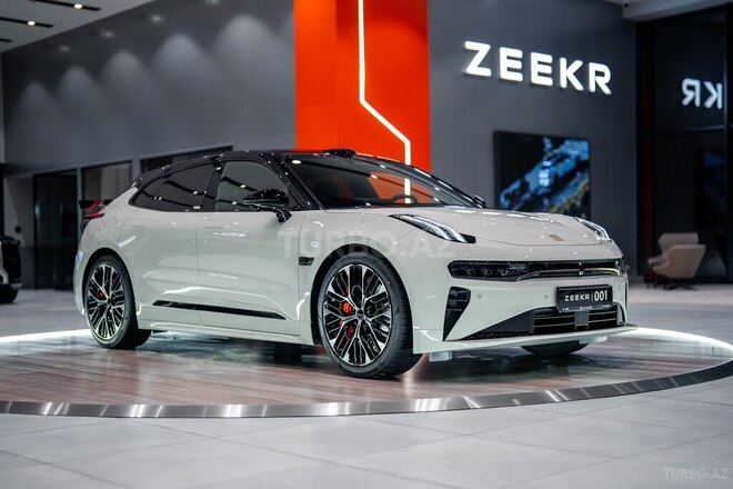 ZEEKR 001-2