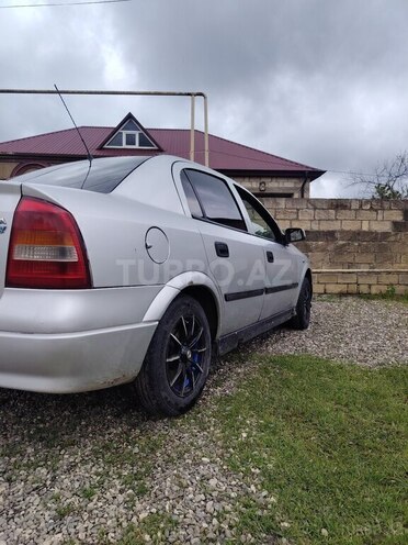 Opel Astra-8
