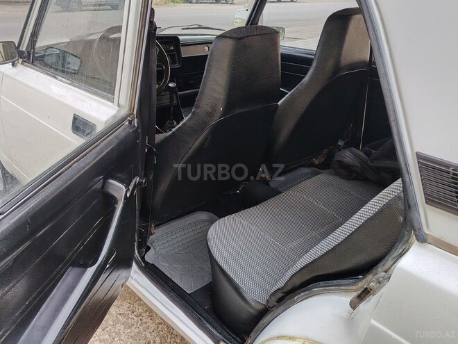 LADA (VAZ) 2107-10