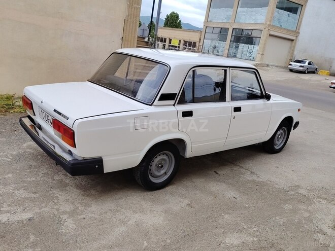 LADA (VAZ) 2107-13