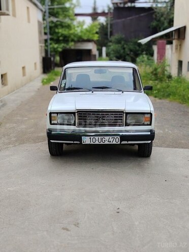 LADA (VAZ) 2107-1