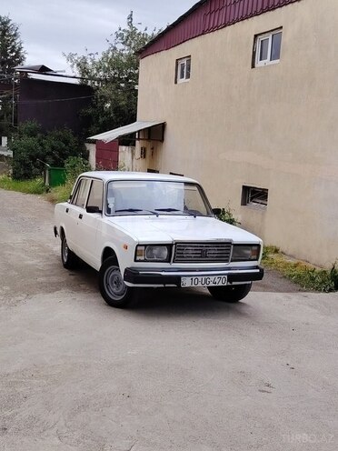 LADA (VAZ) 2107-4