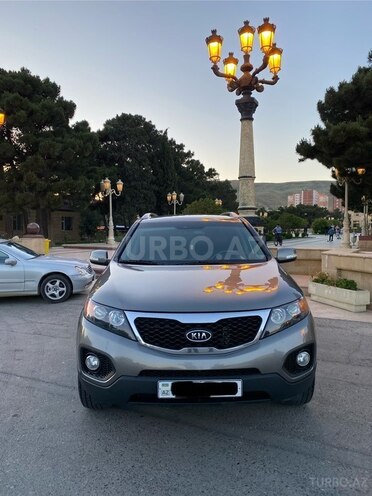 Kia Sorento-1