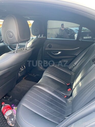 Mercedes E 350-19