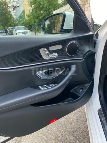 Mercedes E 350-8