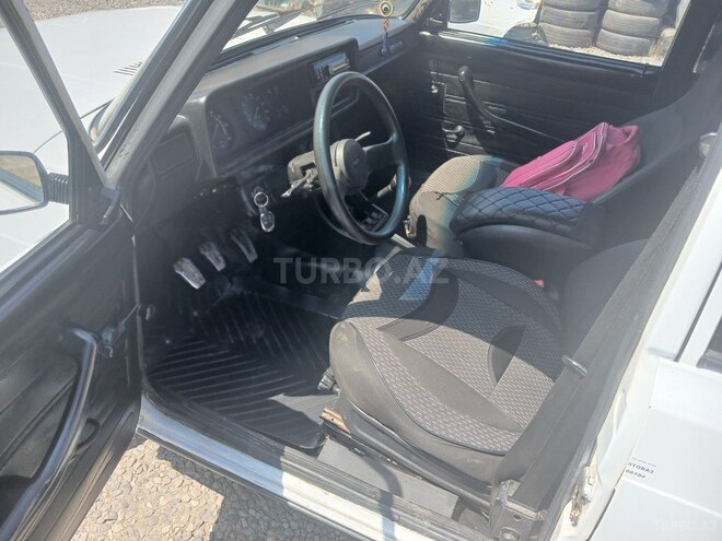 LADA (VAZ) 2107-9