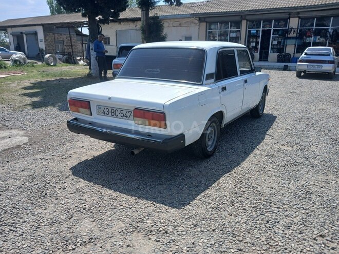 LADA (VAZ) 2107-5
