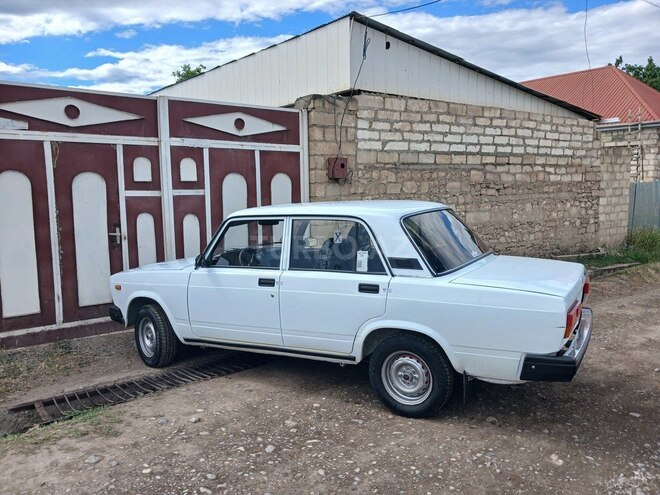 LADA (VAZ) 2107-18