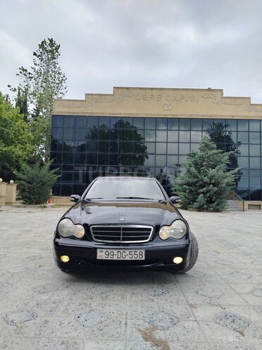 Mercedes C 200-1