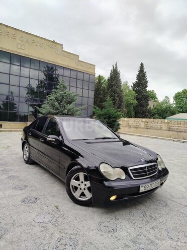 Mercedes C 200-4