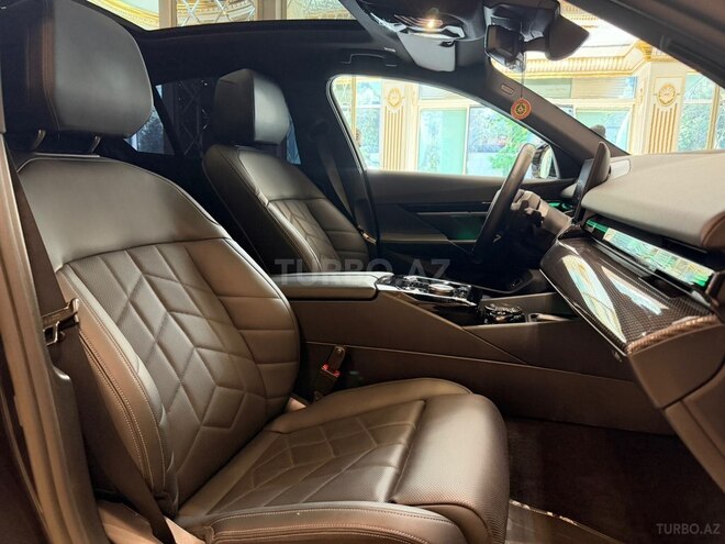BMW 520-12