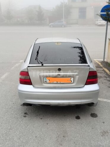 Opel Vectra-2