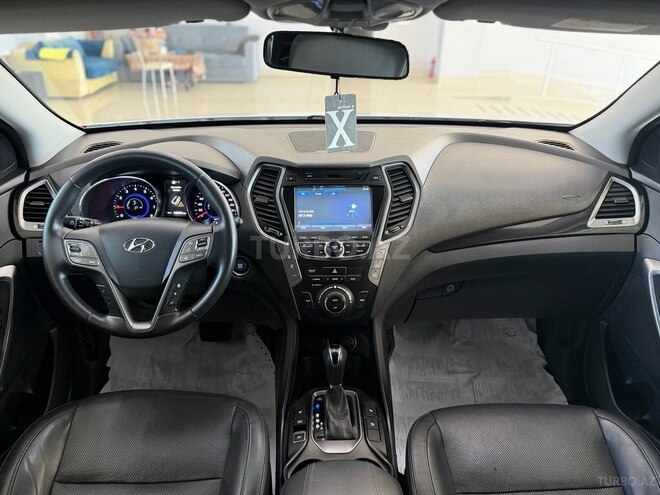 Hyundai Santa Fe-4