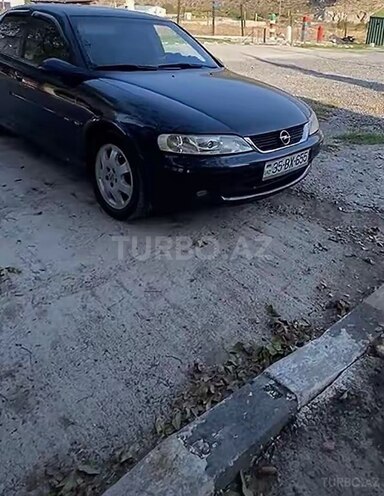 Opel Vectra-4