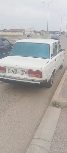 LADA (VAZ) 2107-2