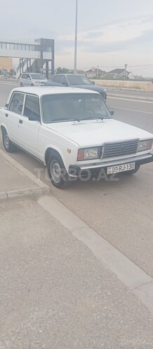 LADA (VAZ) 2107-1
