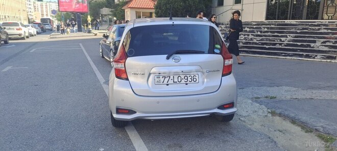 Nissan Note-6
