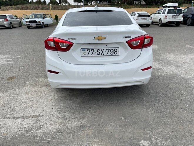 Chevrolet Cruze-2